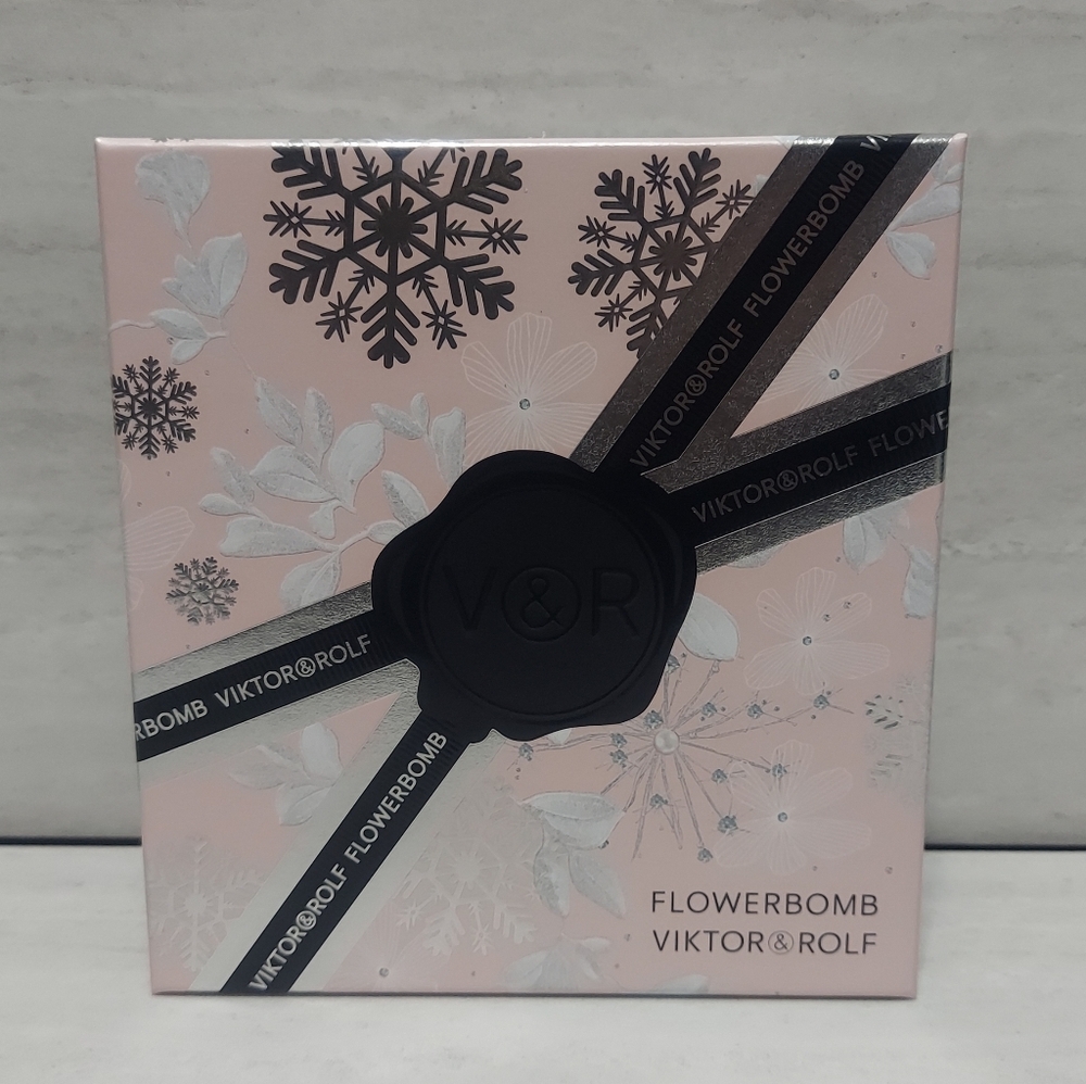 Viktor & Rolf Flowerbomb Perfume Cologne Gift Set